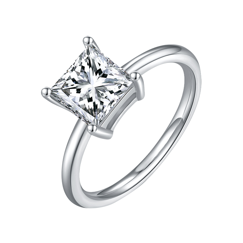 Solitaire Princess Shape 18K Gold Lab Grown Diamond Ring