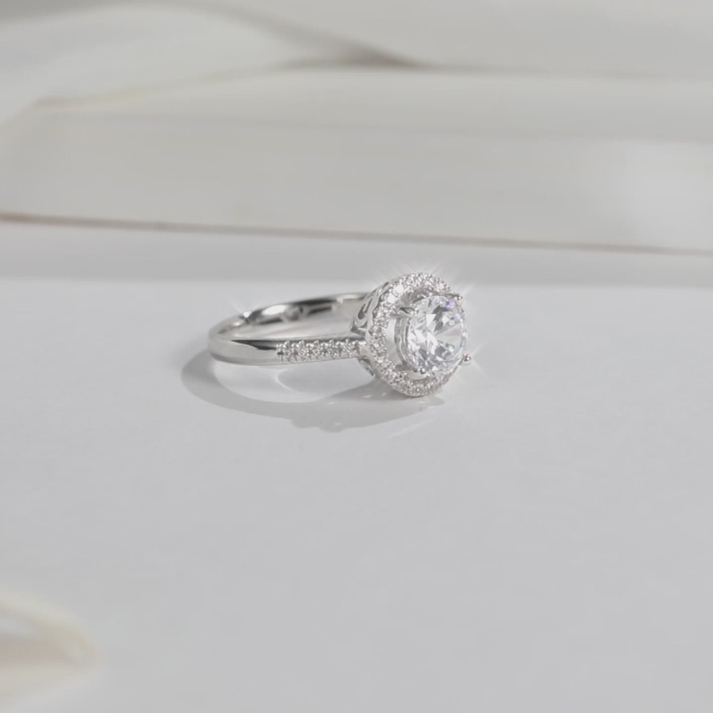 Round Lab-Grown Diamond Halo Engagement Ring